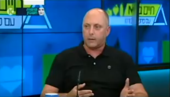 אריק זרצקי מסביר בטלוויזיה על לימפאדמה